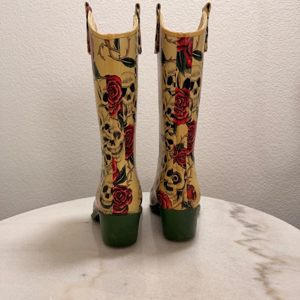 Nomad Yippy cowboy-style rubber rain boots with a skull and rose pattern Size 6‎ - Picture 5 of 7